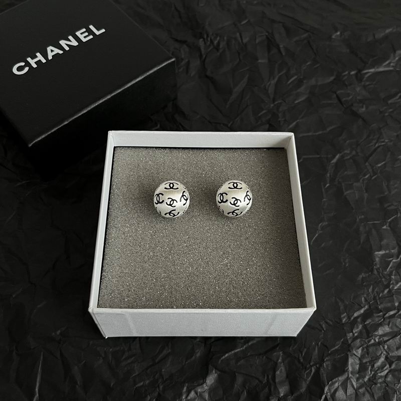 Chanel Earring 03yxs621